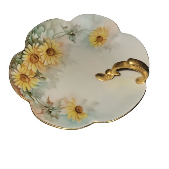BAVARIA Elegant Floral Accent Plate with Gold Handle - Picture 5 of 7